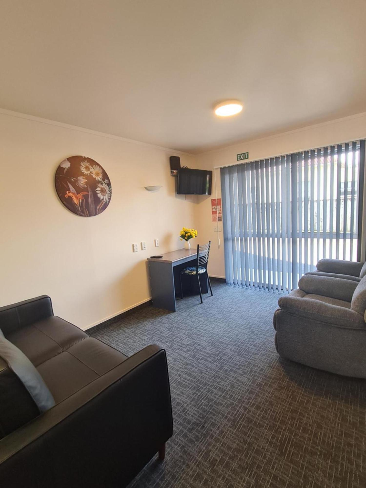 Avenue Heights Motel Whangarei Exterior foto